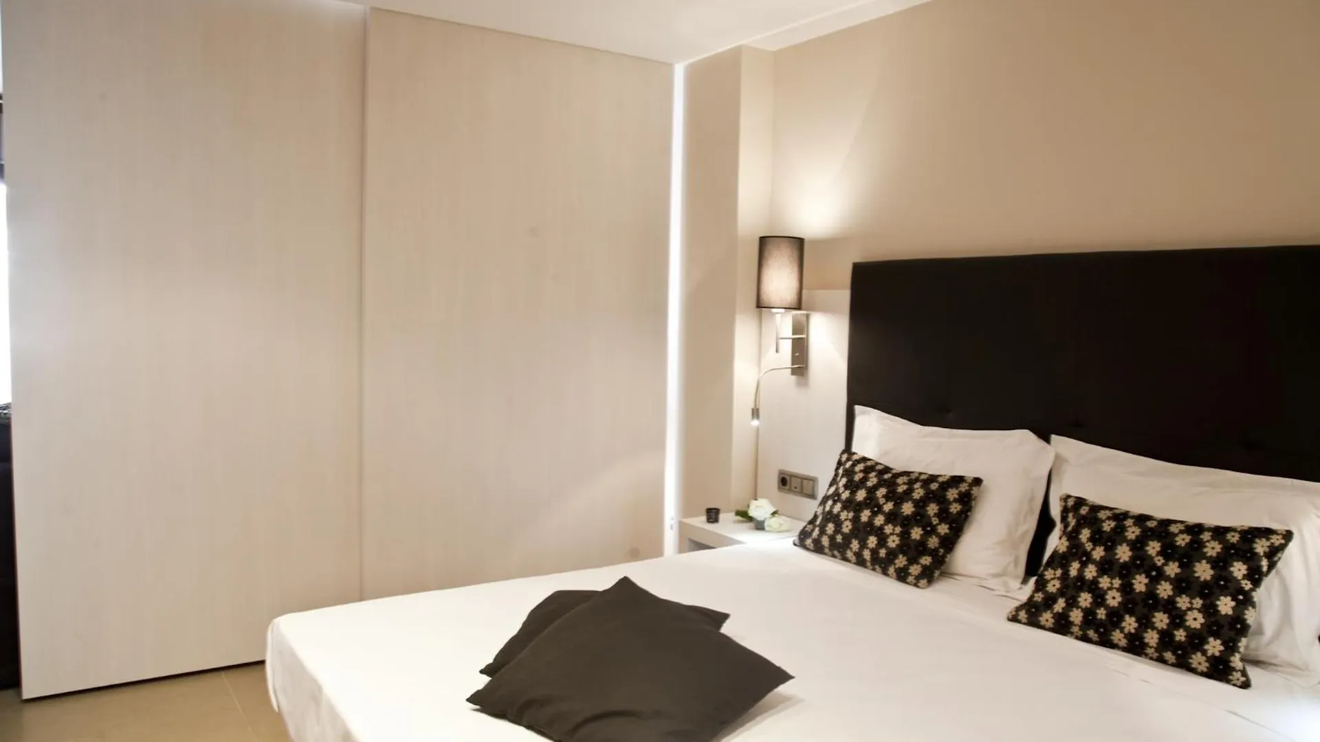 Apartment Up Suites Bcn Barcelona